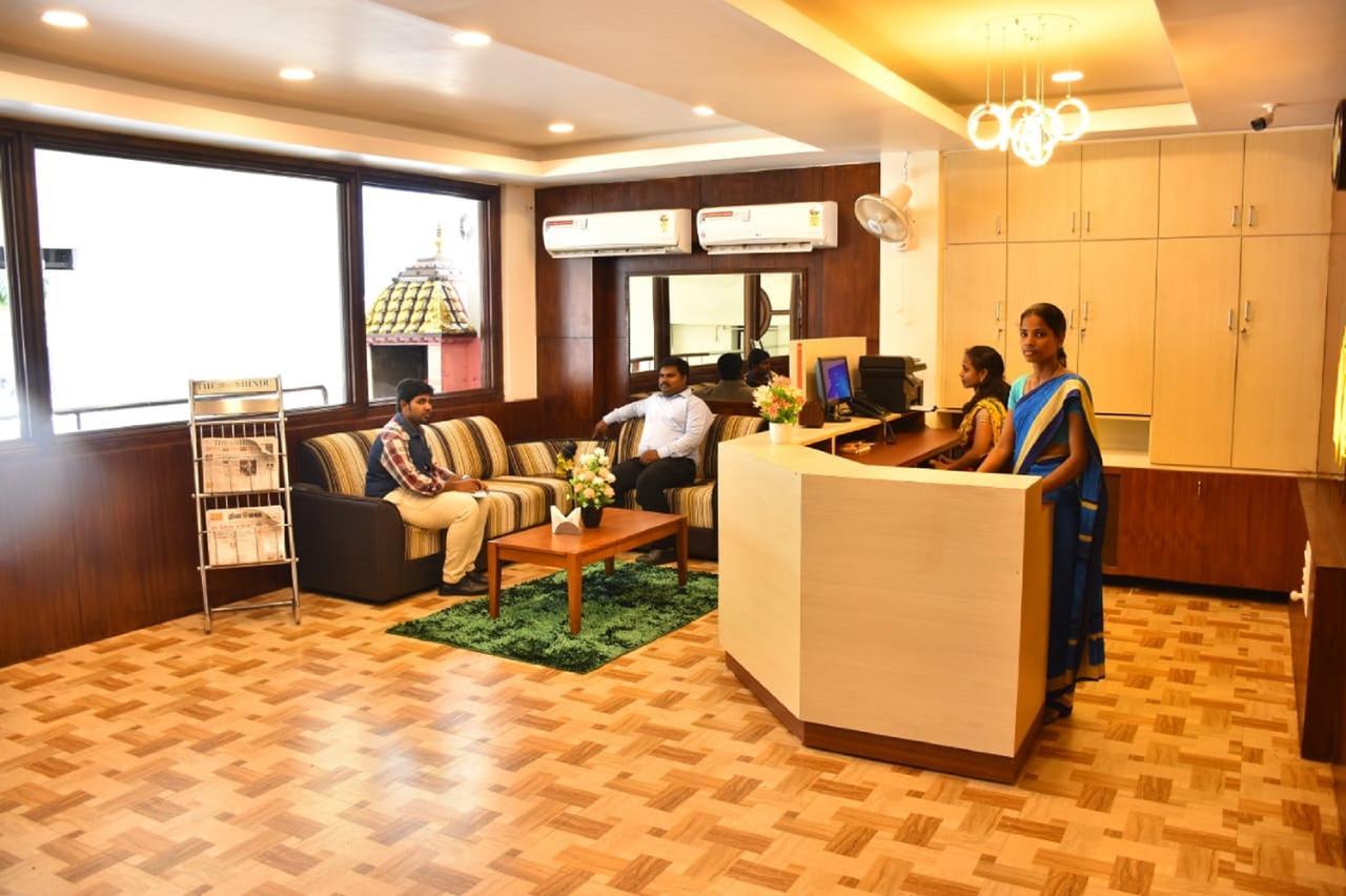 Hotel Palacial Pondi Пудучеррі Екстер'єр фото